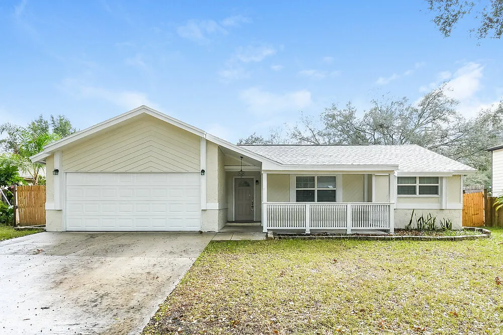 3 bed, 2.0 bath, 1432 sqft, $3,590 — Photo 1