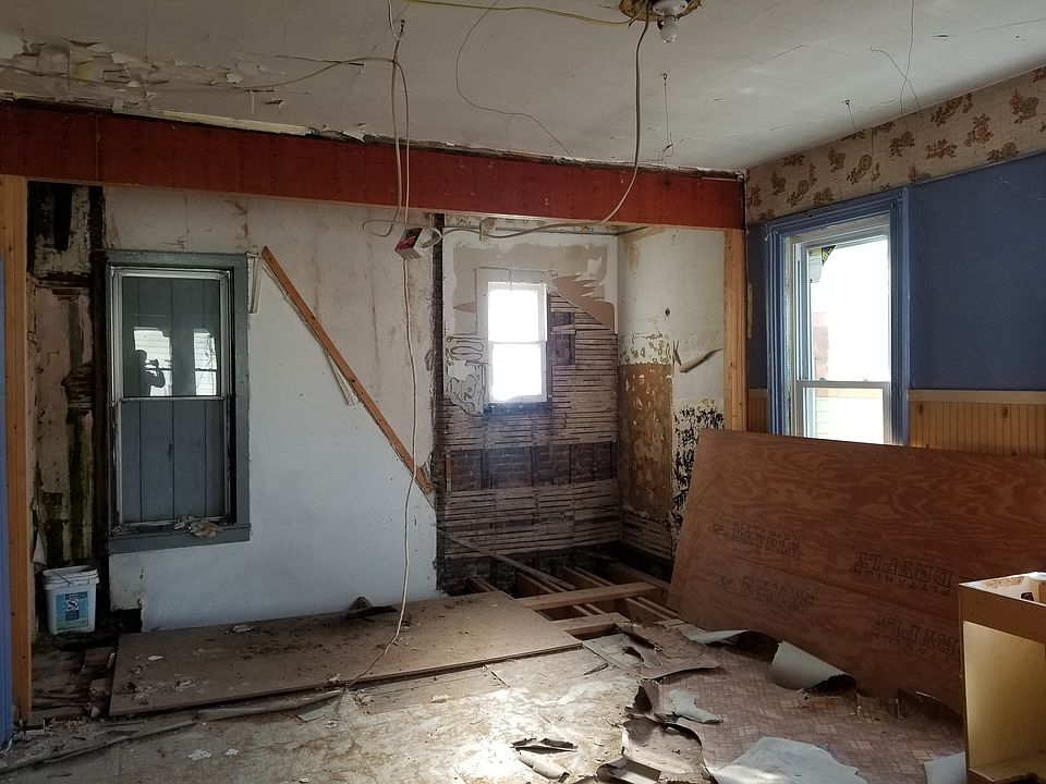 2nd image of 15 Garden St