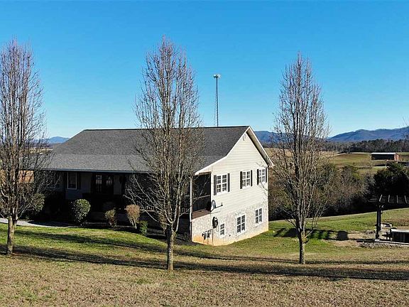 4th image of 137 Windsong Dr