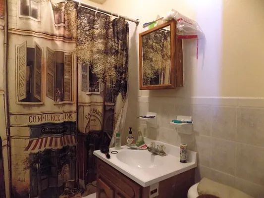 Rented by Blue Egg Realty Corp | media 6