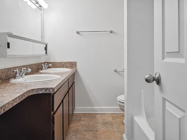 Waterview Farms Apartments — Photo 22