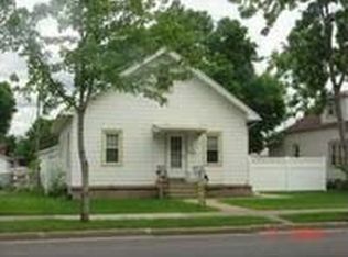 2218 George St, La Crosse, WI 54603