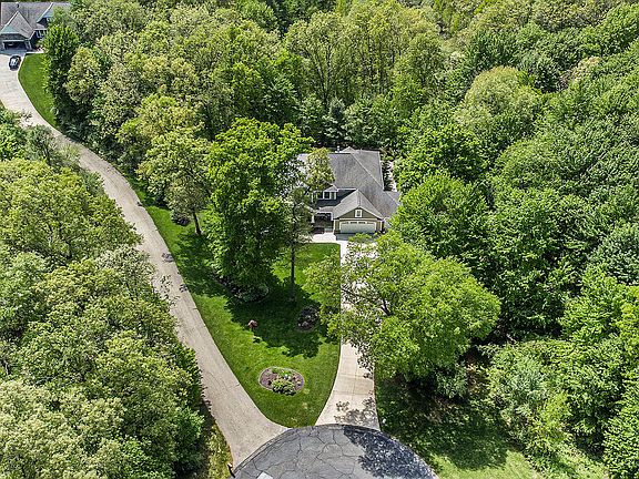 4th image of 5865 Ryan Valley Ct NE