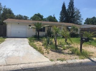 1045 Clairborne St, Holiday, FL 34690