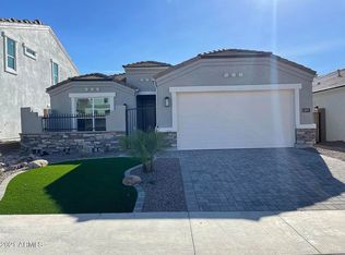 2111 E Questa Dr, Phoenix, AZ 85024