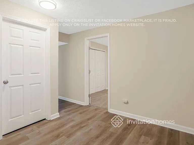 1439 Summit Chase Dr — Photo 17