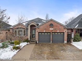 10 Warbler Hts, Saint Thomas, ON N5R 6J4