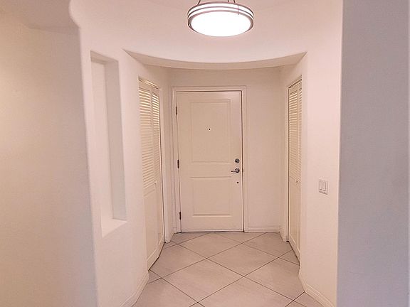 2nd image of 600 N Atlantic Blvd APT 515