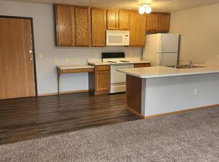 4116 W Newcomb Dr #103, Sioux Falls, SD 57106