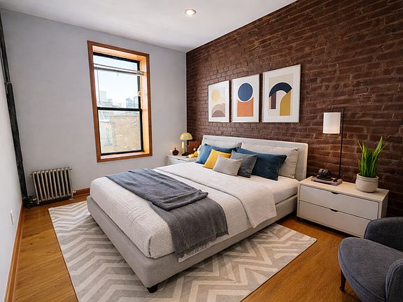 4th image of 399 Smith St APT 2B