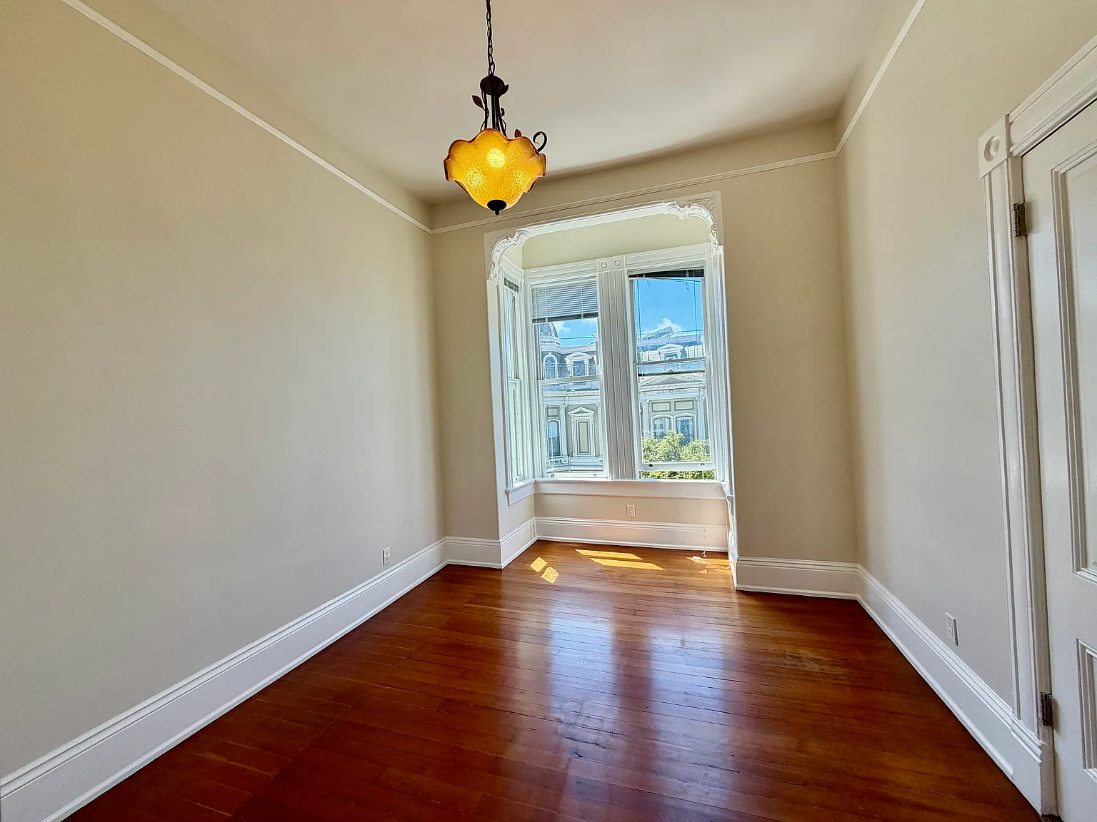 3 bed, $7,495 — Photo 4