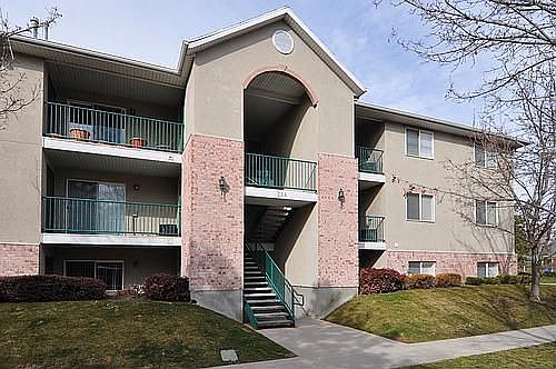 1st image of 286 E New Century Ln