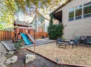 10898 SW Bretton Ct, Tigard, OR 97224