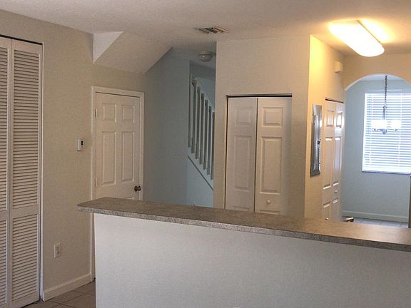 4th image of 3320 NE 13th Circle Dr