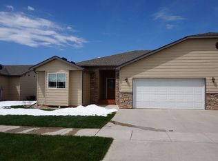 6917 Cog Hill Ln, Rapid City, SD 57702