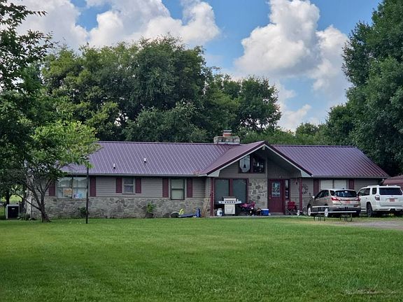 2nd image of 23765 Wells Rd