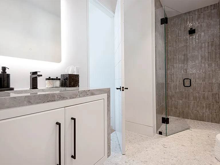 30 Devon St — Photo 15