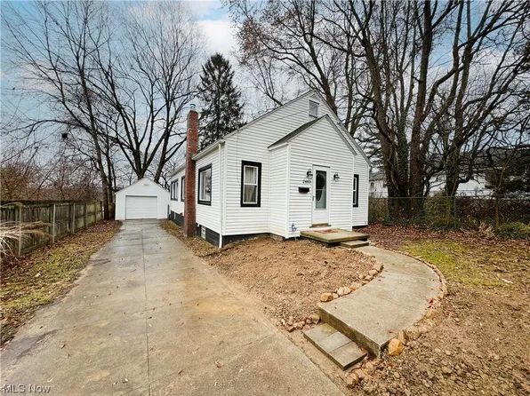 2483 Edwin Ave, Akron, OH 44314