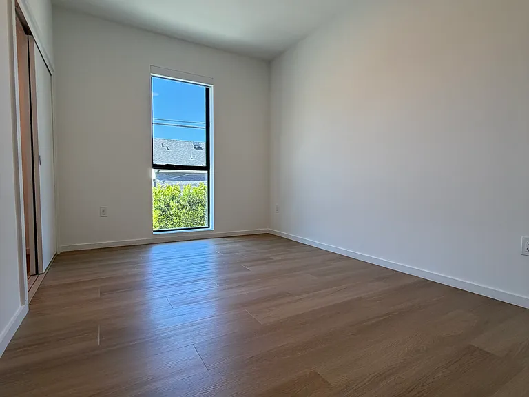 5119 Colfax Ave #306 — Photo 25