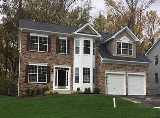 15500 Governors Park Ln, Upper Marlboro, MD 20772