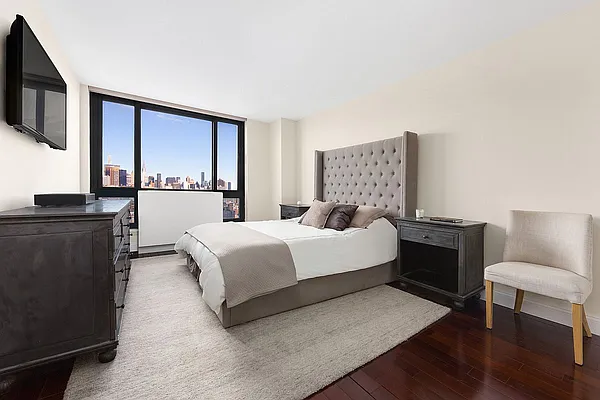 Rented by Douglas Elliman | media 12