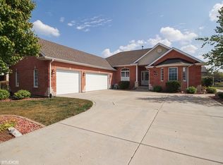 519 Maytree Ln, Peotone, IL 60468