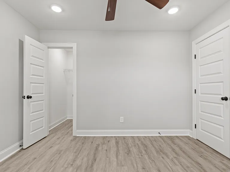 Lucas Ferry Townhomes — Photo 42