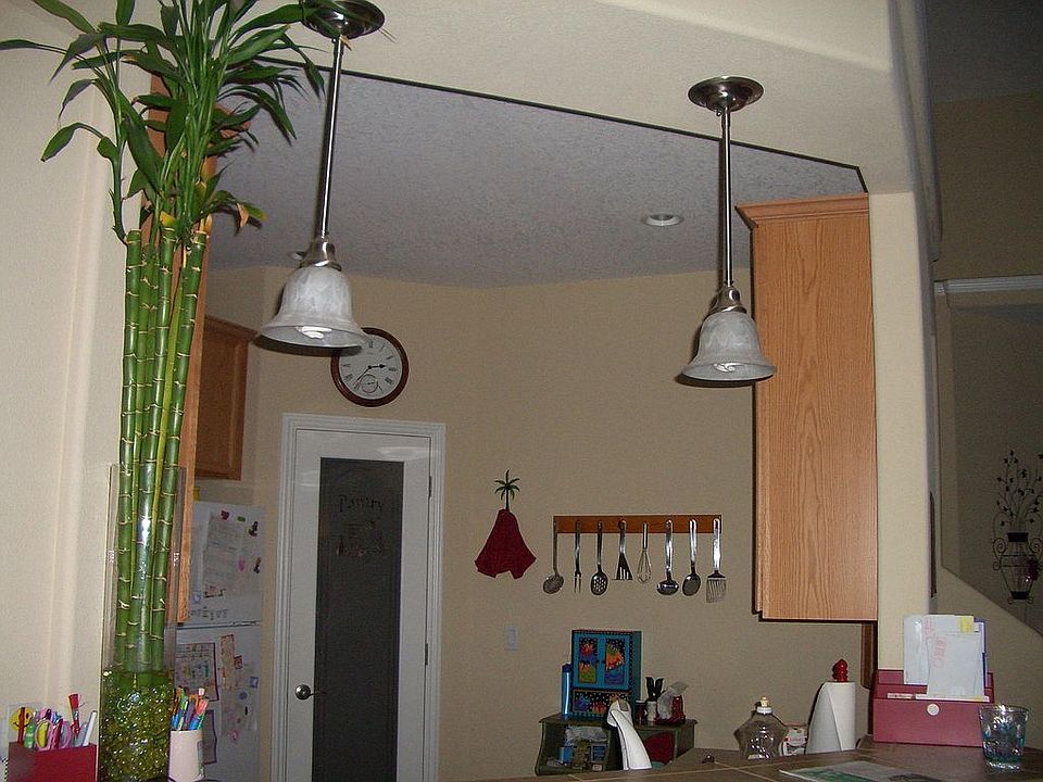 Looking into Kitchen from LR