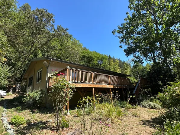 711 Ishi Pishi Rd, Orleans, CA 95556