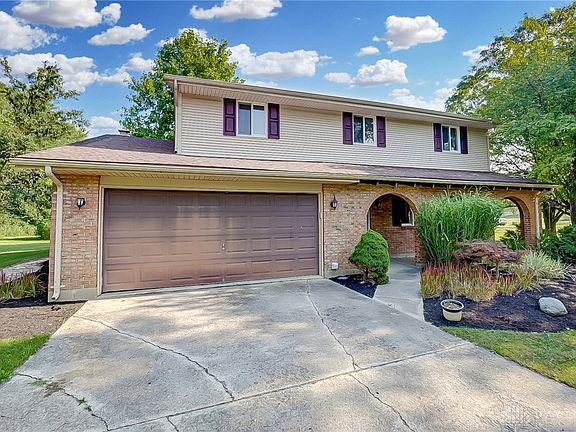 2nd image of 5274 Tamarack Trl