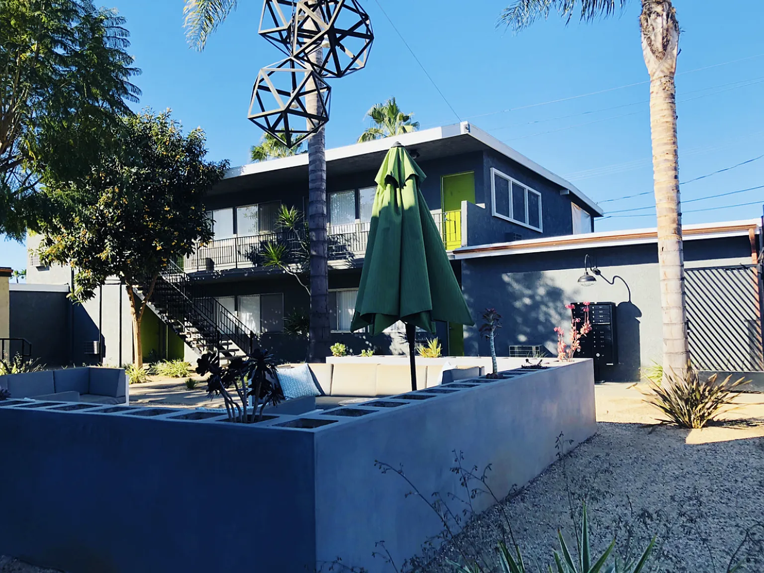 The Bloc Apartments — Photo 1