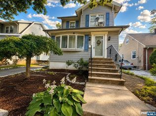 88 Union Pl, Ridgefield Park, NJ 07660