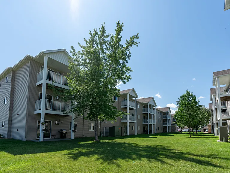 Parkside Apartments — Photo 16