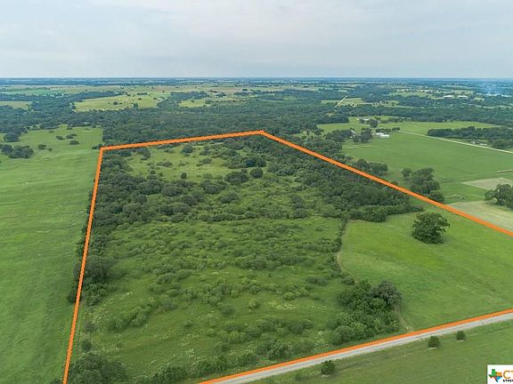 2nd image of 827 County Road 226