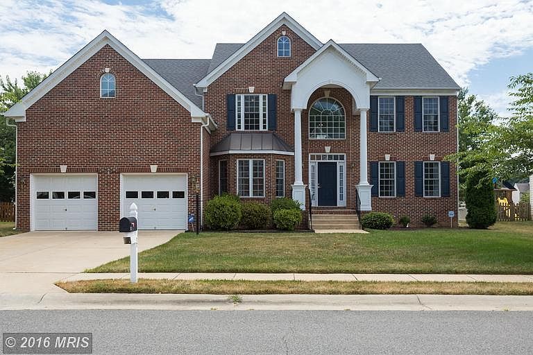 1st image of 77 Country Manor Dr