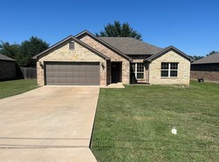 2706 Charity Rd, Commerce, TX 75428