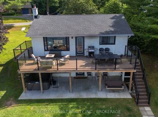 4267 Maple Dr, South Frontenac, ON K0H2W0