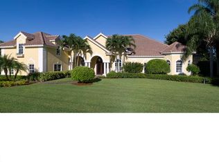 7371 Stonegate Dr, Naples, FL 34109