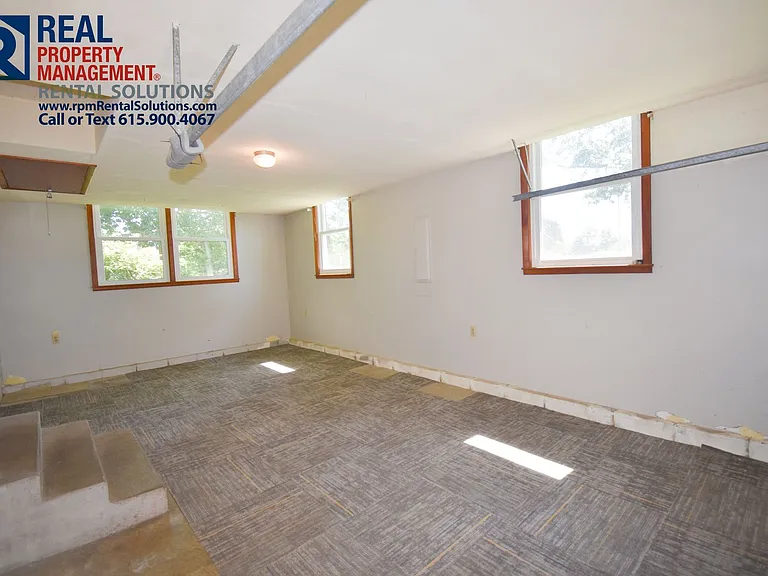 1460 Compton Rd — Photo 22