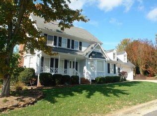 5901 Canewood Pl, Raleigh, NC 27612