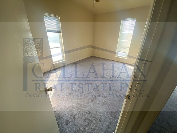 4th image of 710 W M St #203