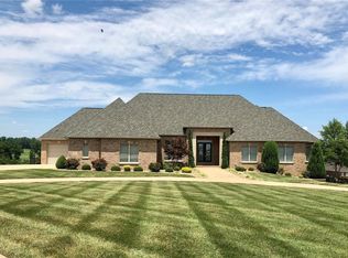 5968 Dalhousie Dr, Cape Girardeau, MO 63701