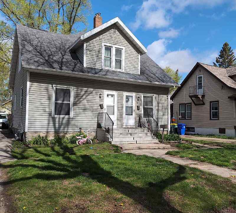 1st image of 811 Lincoln St #811
