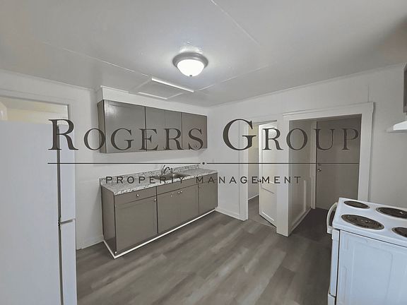 2nd image of 417 Pettigrew St