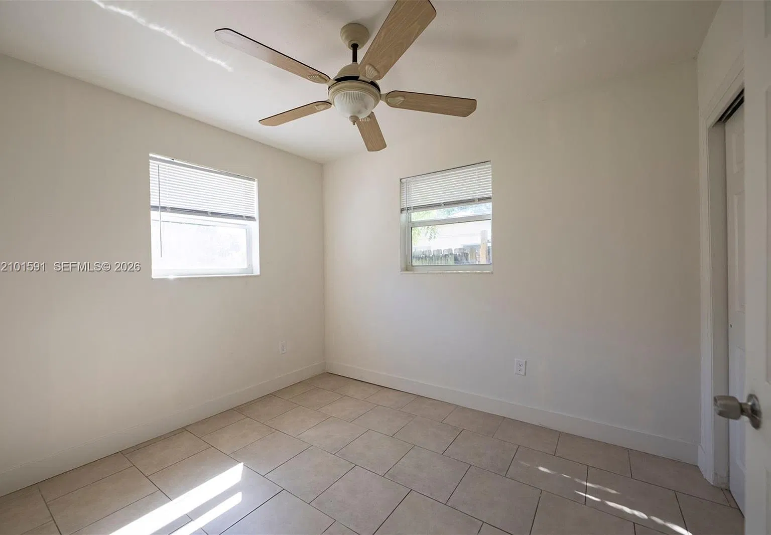 Vera Villas 1st Sec — Photo 2