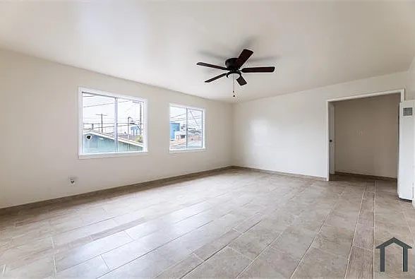 5873 1/2 Bonsallo Ave — Photo 7