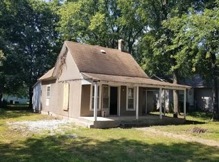 210 E Robberson St, Willard, MO 65781