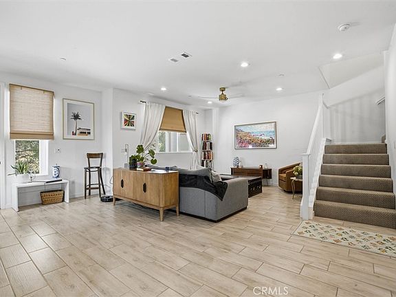 3rd image of 3824 Sebright Rd #1
