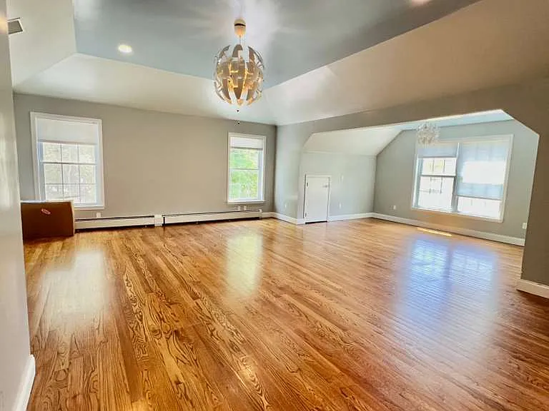 10 Apple Hill Dr — Photo 12
