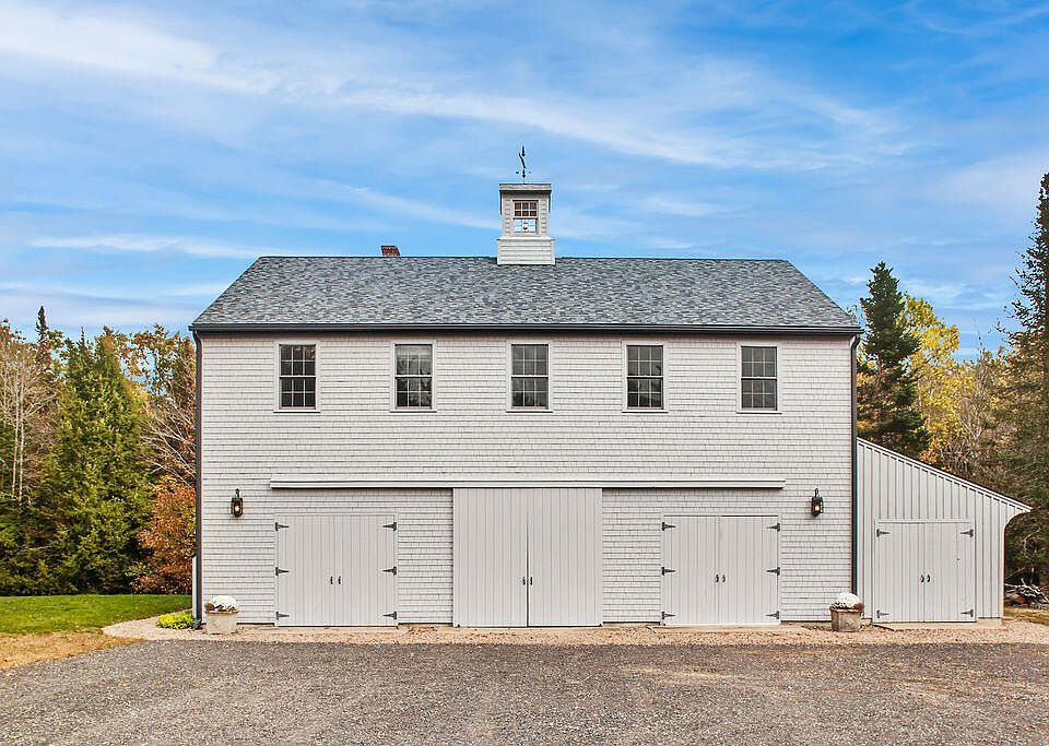 7 Gardners Way, Kennebunk, ME 04043 | Zillow